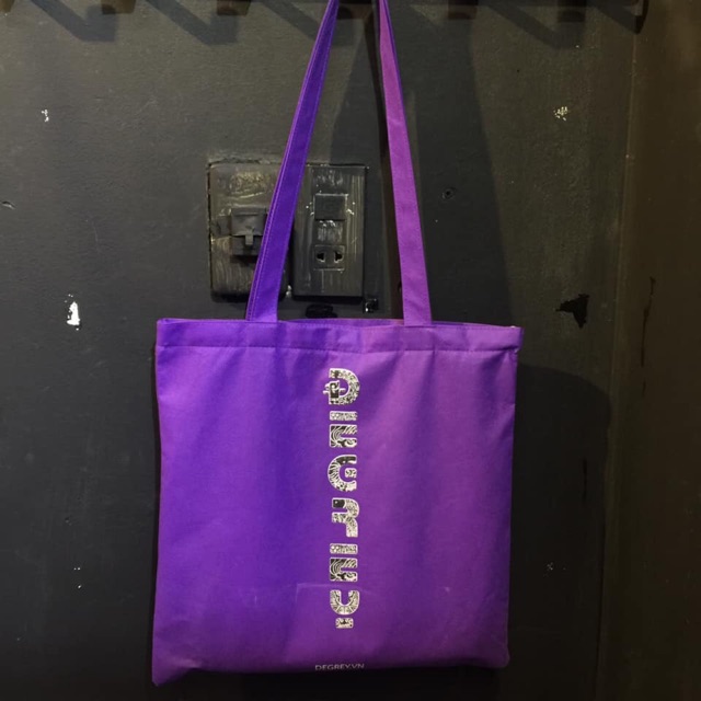 Degrey Wings tote