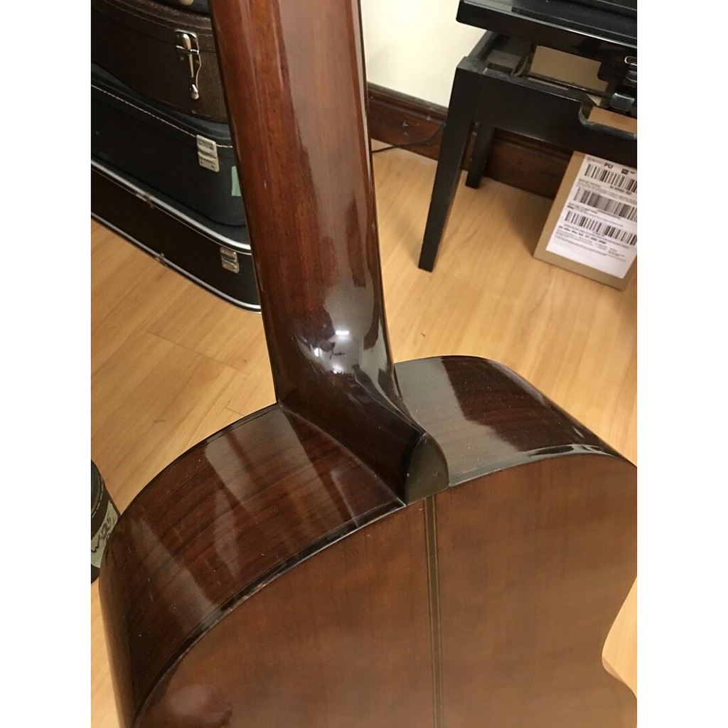 Guitar Classic Yamaha C200