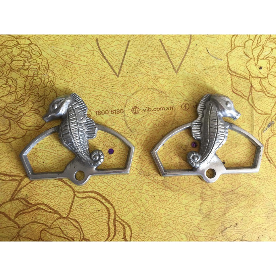 che gác chân sau hình cá ngựa cho xe ss50-67-68-71-72-Cd-CL