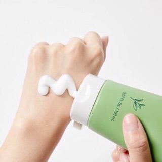 Sữa rửa mặt innisfree