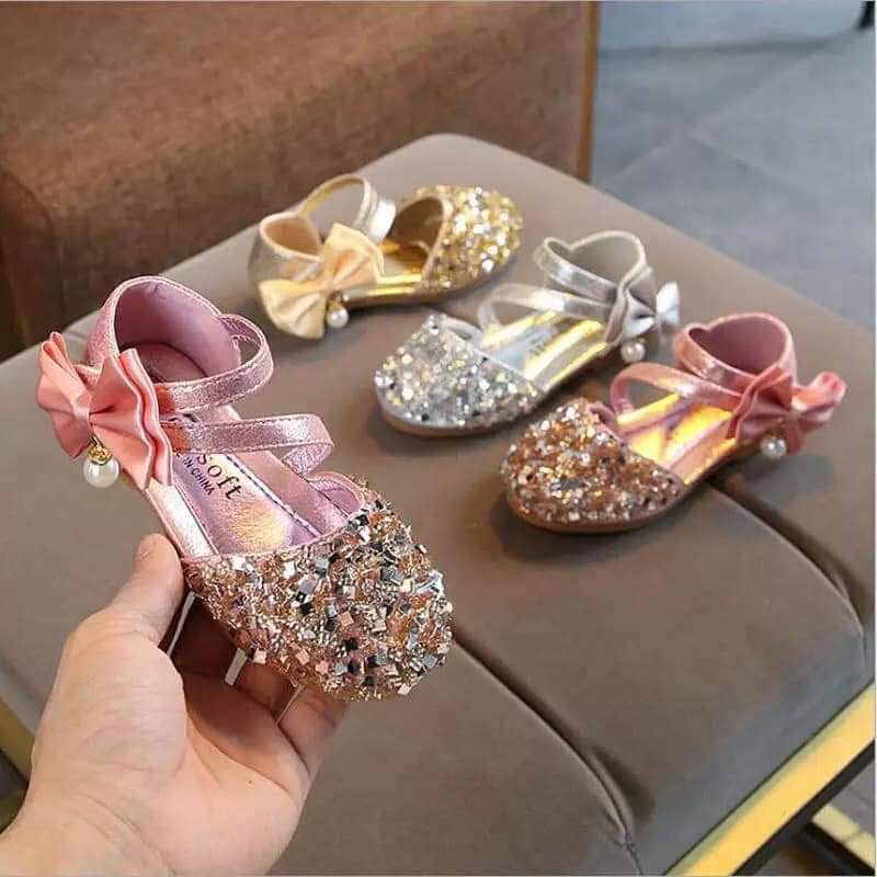 Combo 4 đôi giày đá cao cấp cho bé