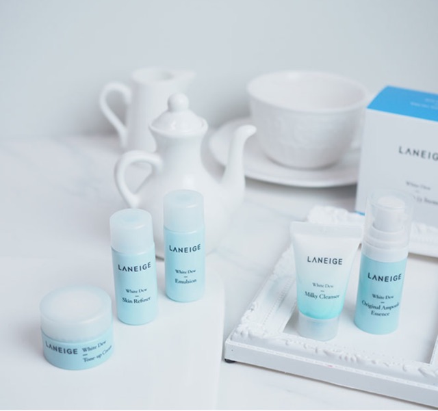 Bộ Kit Dưỡng Trắng, Dưỡng Ẩm Laneige White Dew Special Kit (5 Items)  - Thương hiệu: Laneige