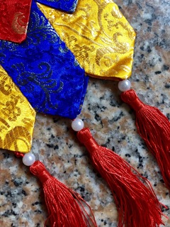 Phan ngũ sắc (thêu 2 mặt)