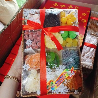 KHAY MỨT TẾT 12 Ô ĐỦ VỊ SIÊU NGON