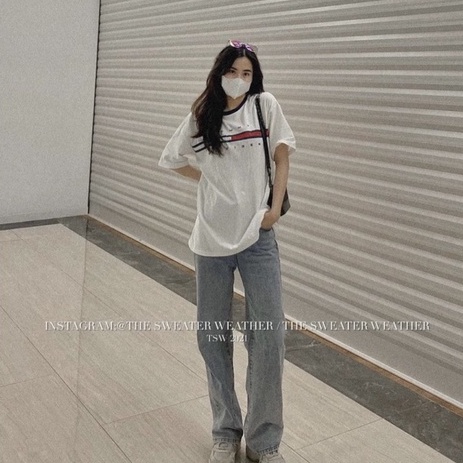 Áo Thun Nữ Form Rộng Tay Ngắn Lỡ Cổ Tròn Bigsize Màu Trắng Đen Áo Phông Unisex chất Vải Cotton mặc nhà đi biển học đôi