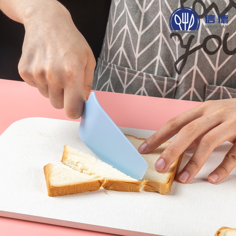 Dao Cắt Bánh Sinh Nhật Bằng Nhựa Dày Dùng Một Lần