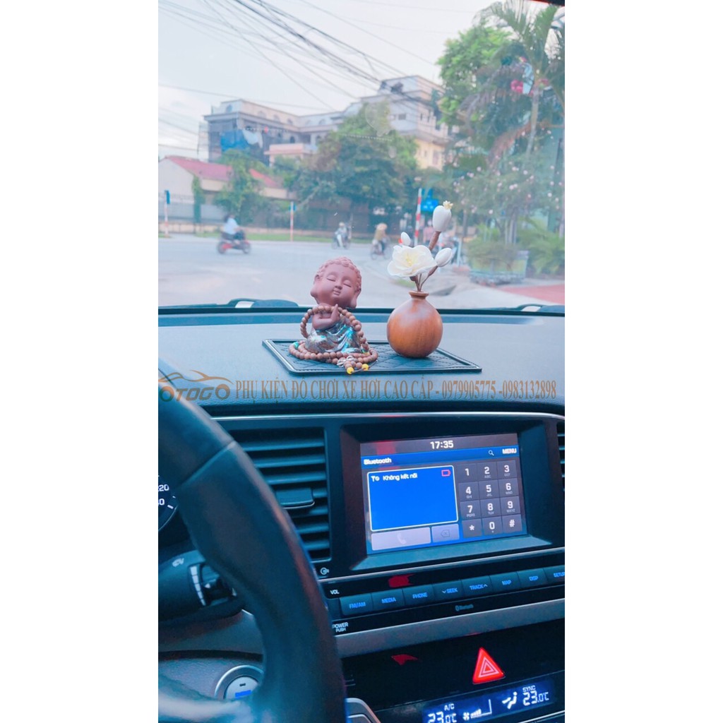 Tượng Phật Gốm Thích Ca Mâu Ni Thiền Định kết hợp Bình Liên Hoa Sen , Tượng Trang Trí Taplo Ô Tô