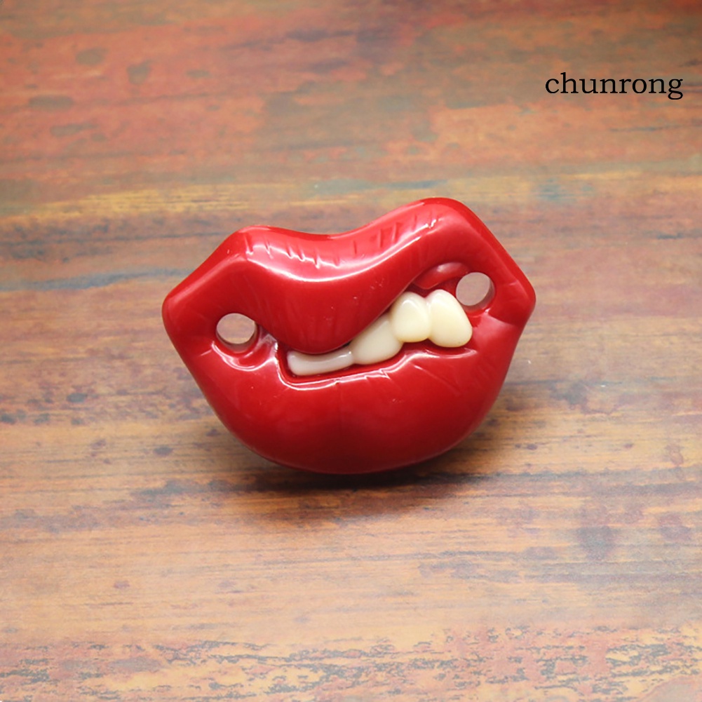 Cr Núm Ti Giả Hình Đôi Môi Vui Nhộn Cho Bé Ngậm Khi Ngủ