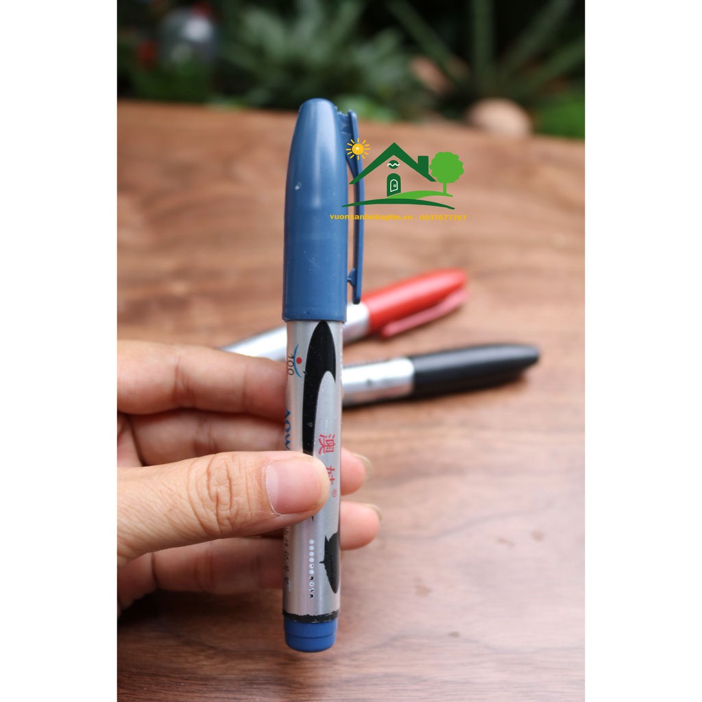 Bút lông dầu - HL 2004 không phai có 4 màu, bút nét 2.5mm