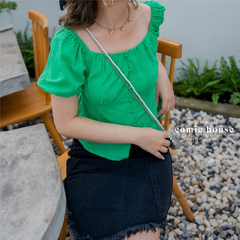 Áo blouse croptop hoa xanh Comic