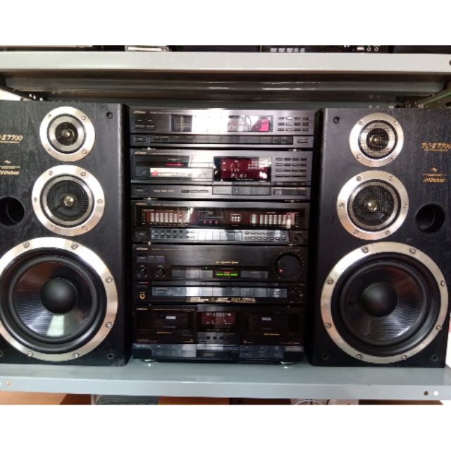 Victor 7700
