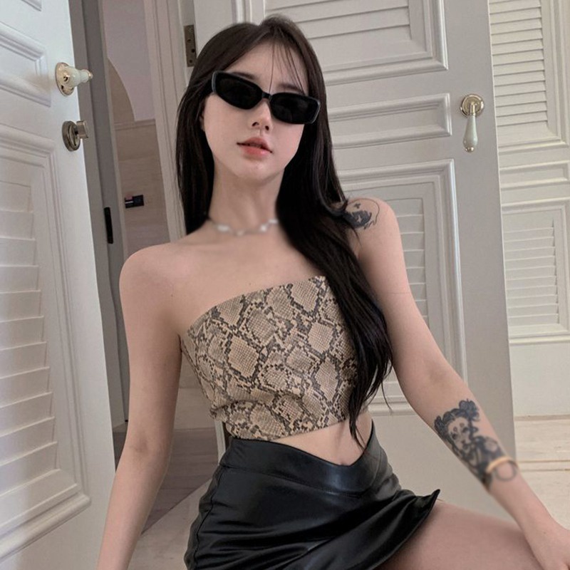 Áo Ống Ngắn Dáng Ôm Hở Vai In Họa Tiết Phong Cách Hàn Quốc Quyến Rũ