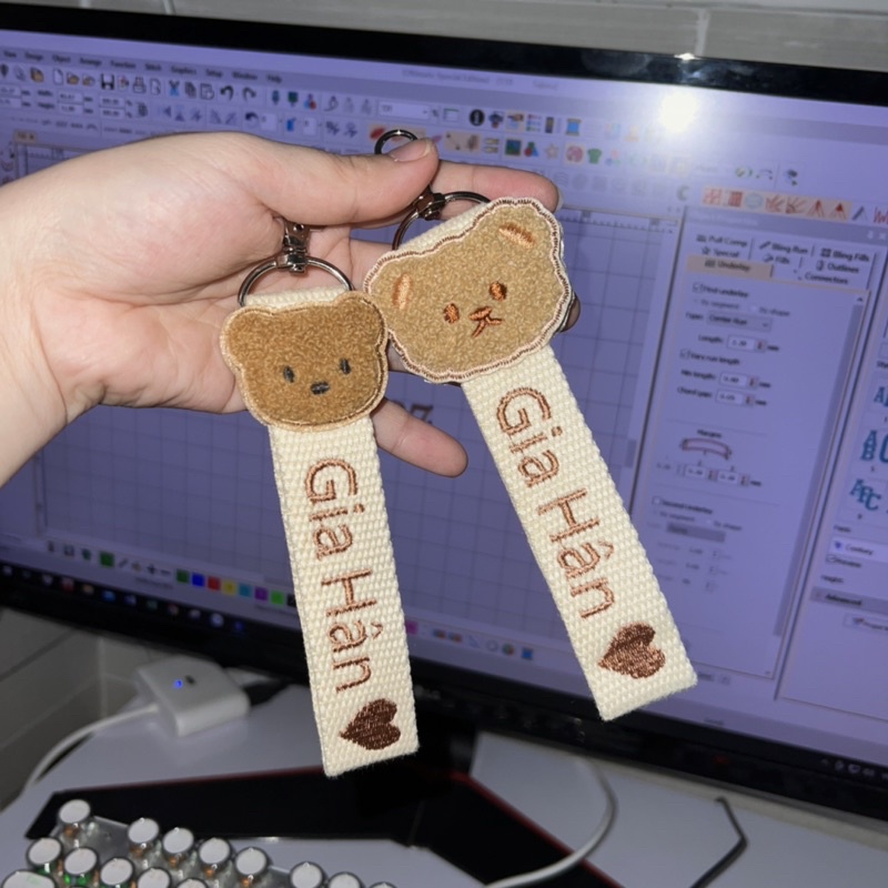 Nametag gấu thêu tên theo yêu cầu
