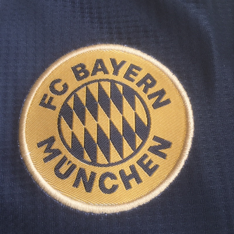 Quần Áo Đá Banh Đẹp Bayern Munich Đen Nhám Vàng Vải Gai Thái Hàng Xịn Xò Cực Chất - Đồ Đá Banh Đẹp PP Bởi Be Happy Sport