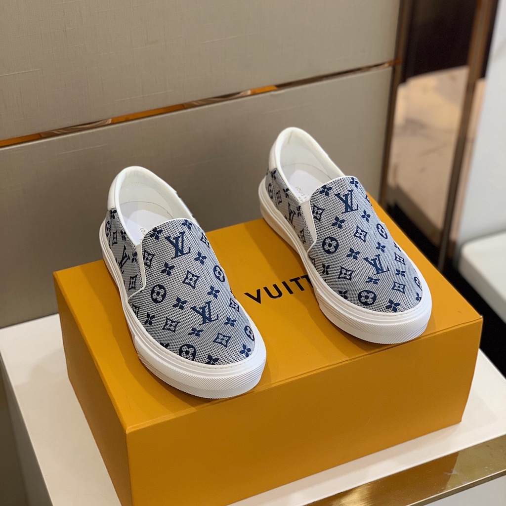Giày lười nam cao cấp da thật Louis Vuitton LV thiết kế trẻ trung và bắt mắt với họa tiết thương hiệu kinh điển