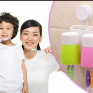 Dụng cụ nhả kem đánh răng tự động 3 cốc