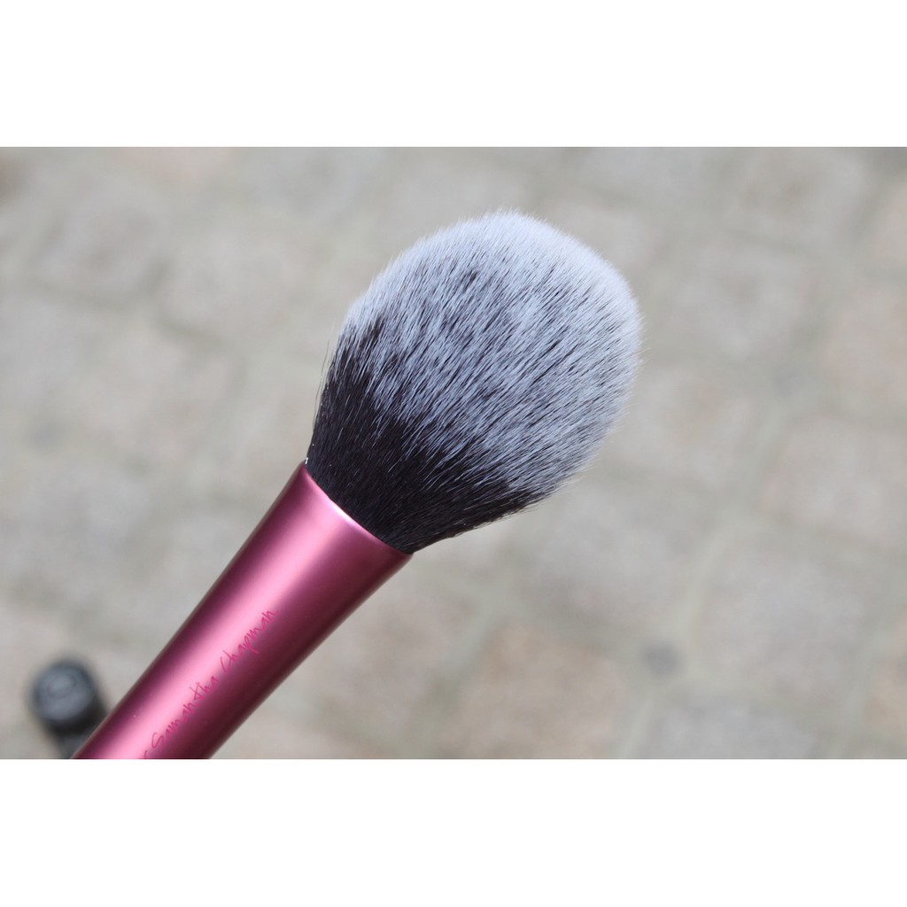 Cọ má hồng Real Techniques Blush Brush