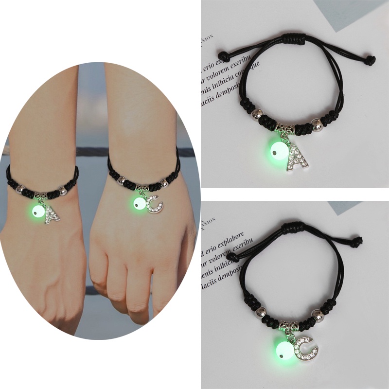 Vòng Tay Mặt Hình 26 Chữ Cái Tiếng Anh Dạ Quang Có Thể Điều Chỉnh Kích Thước Dành Cho Cặp Đôi / Bạn Gái / 4 Tháng Tuổi