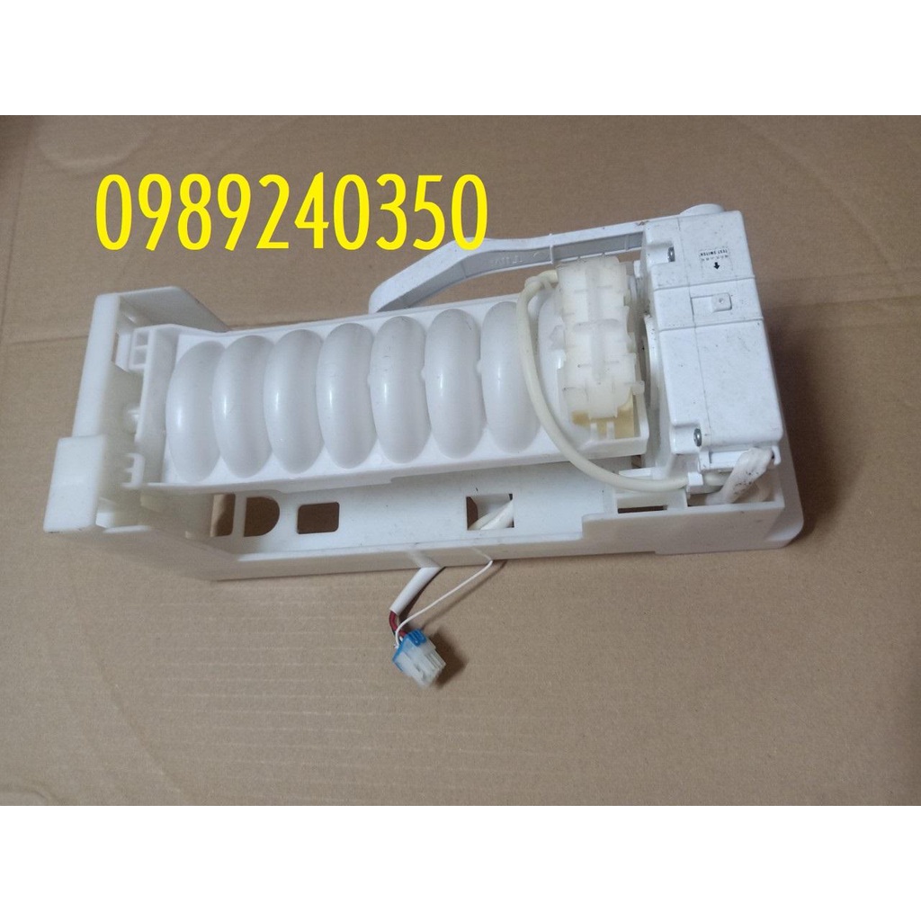 Khay đá rơi tủ lạnh Samsung kèm mô tơ đổ đá chính hãng