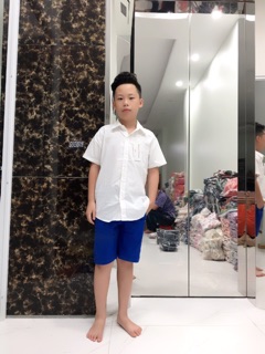 ÁO SƠ MI TRẮNG BÉ TRAI ( TỪ 25-45KG)
