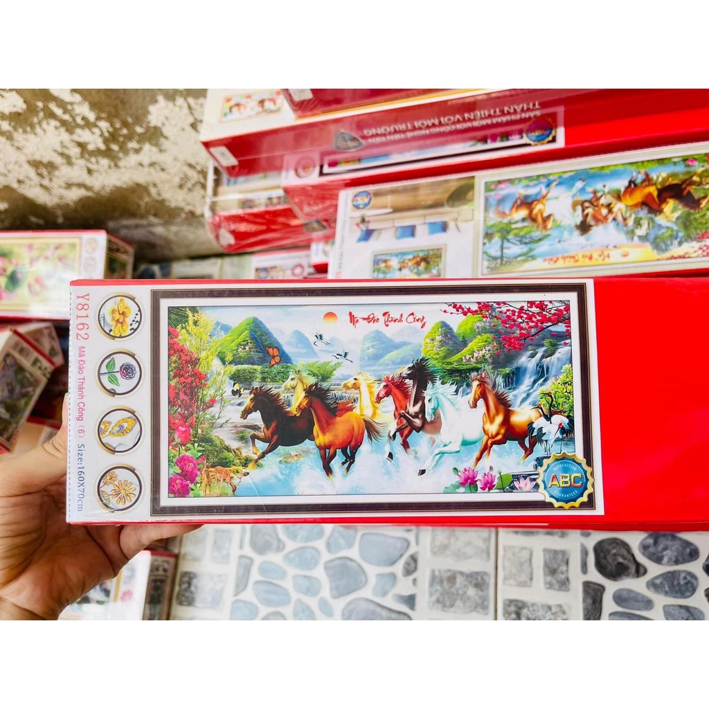 Tranh đính đá mã đáo thành công KT:160x70cm,200x90cm. Tranh gắn đá tự làm.