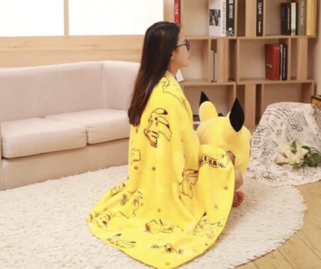 Set gấu bông Pikachu kèm mền 1-1m7