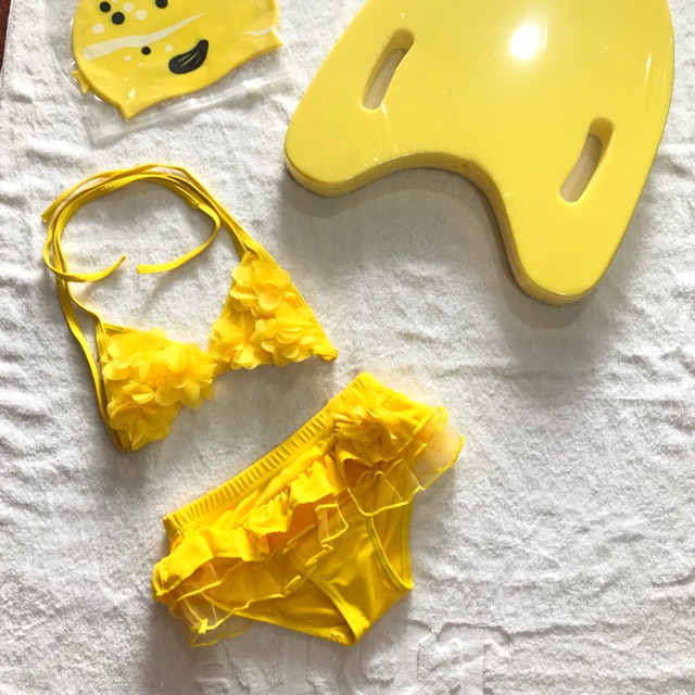 Bikini 2 mảnh màu vàng cho bé yêu