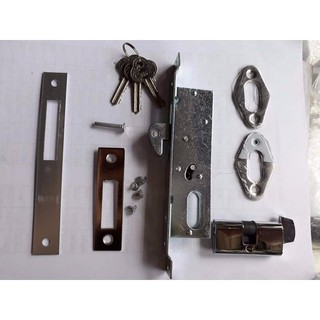 khóa cửa lùa