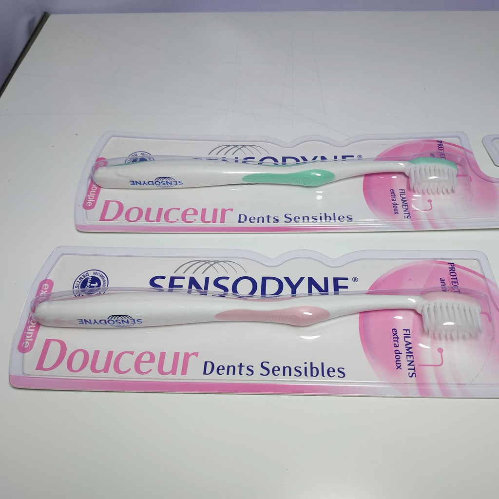 Bàn Chải Đánh Răng Sensodyne Extra - Souple Siêu Mềm (PHÁP) Hàng Cao Cấp