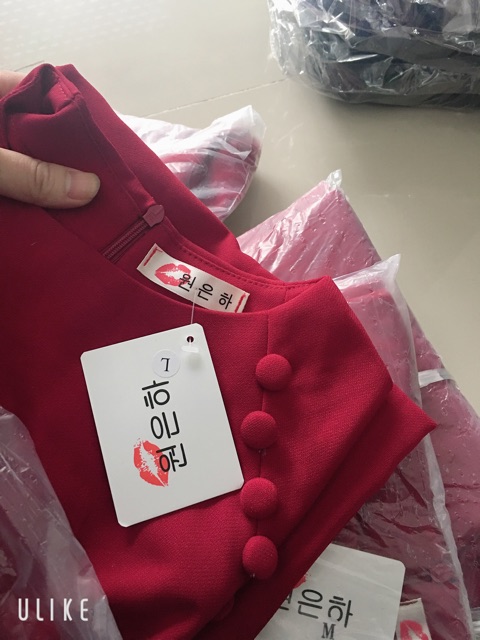 [SALE SOCK] VÁY ĐỎ BỌC KHUY CHIẾT EO hàng VNXK LOẠI 1 | BigBuy360 - bigbuy360.vn