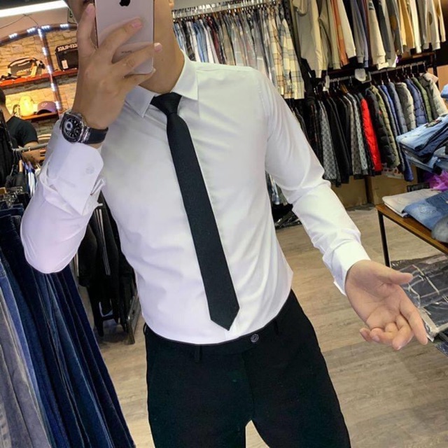 Áo sơ mi nam form slimfit. Chất vải đẹp. Hàng k nhăn, không xù, không bay màu. Lên dáng cực tôn dáng