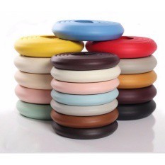 Cuộn dây xốp bọc cạnh bàn giữ an toàn cho bé