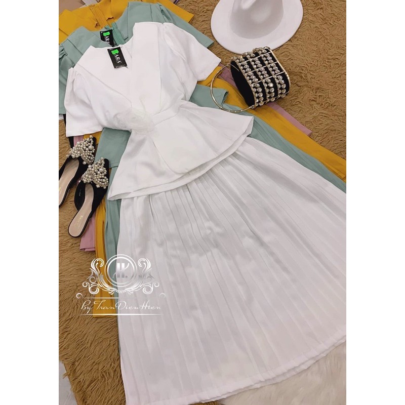 Sét áo cổ đắp chéo chân váy dập ly | BigBuy360 - bigbuy360.vn