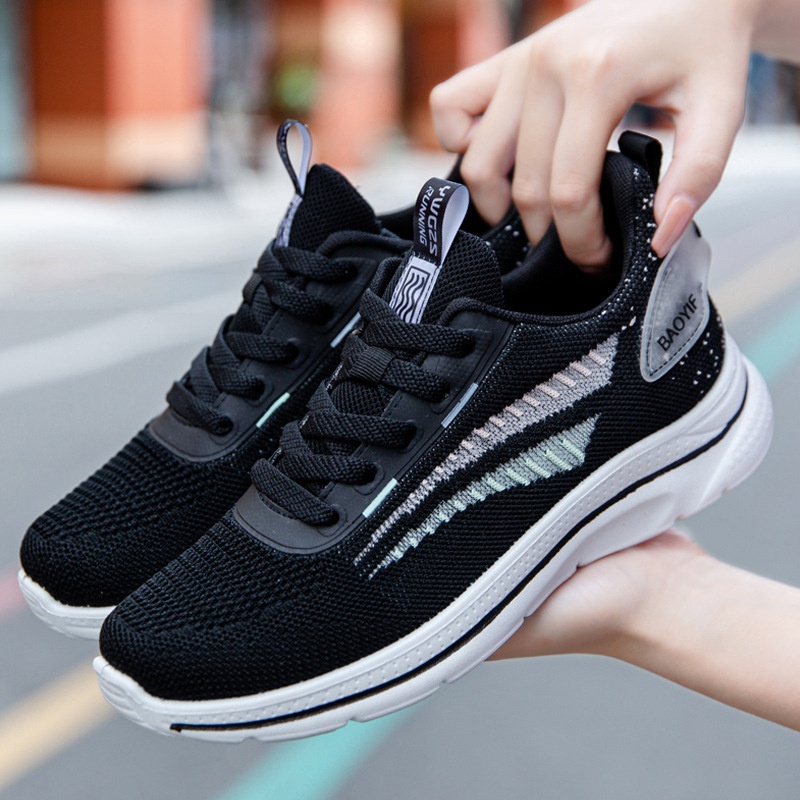 Giày Thể Thao Đế Mềm Siêu Nhẹ Thoáng Khí Thời Trang Xuân Thu 2022