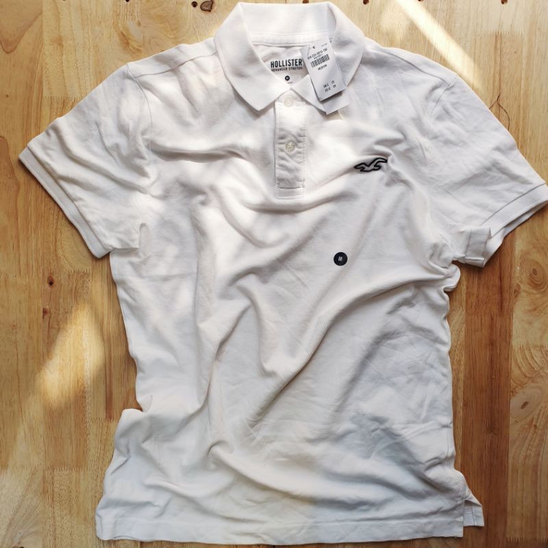 Áo thun có cổ Holister - Chỉ có size M