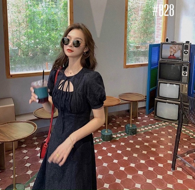 Đầm maxi form xoè khoét cổ tay phồng may 2 lớp