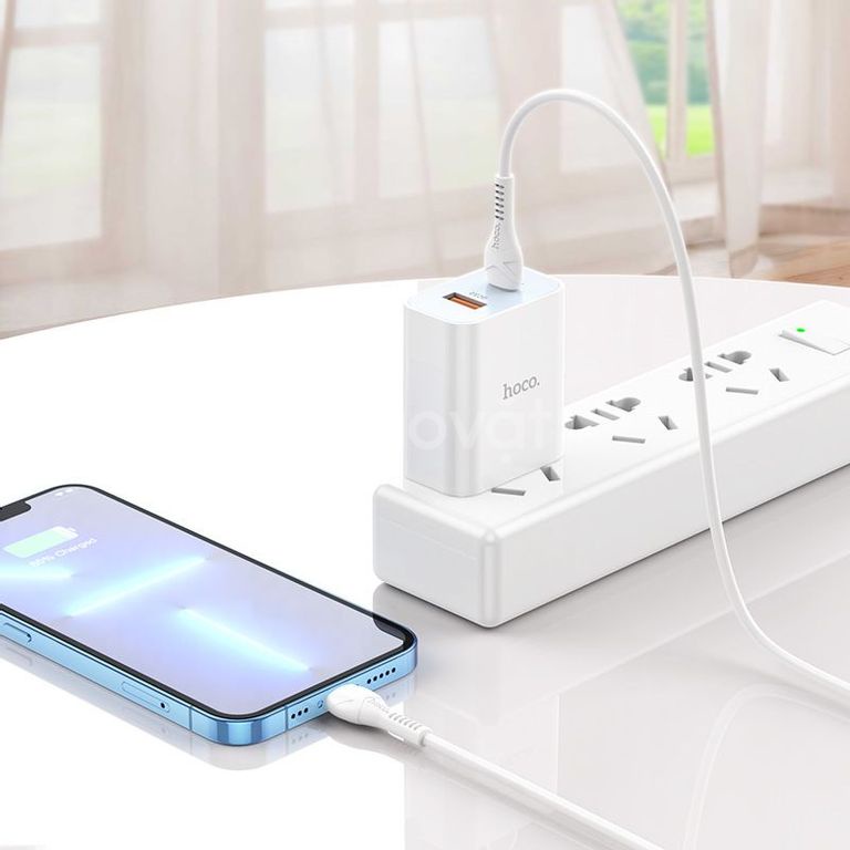 Củ sạc nhanh Hoco C97 PD20W cổng USB và Type-C, QC3.0 ,chân cắm dẹt chất liệu chống cháy cao cấp