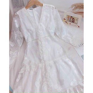 ĐẦM MAXI REN CỔ V