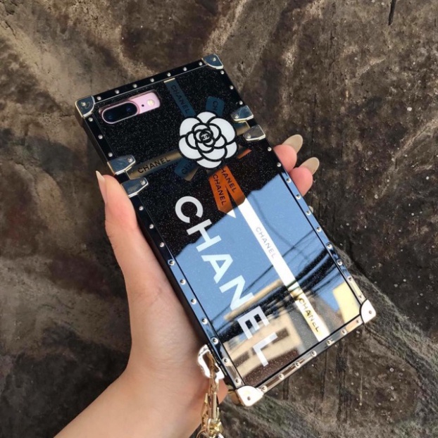 Ốp vuông tán đinh lưng kính ip12 / Ip12 pro/ Ip12 pro MAX