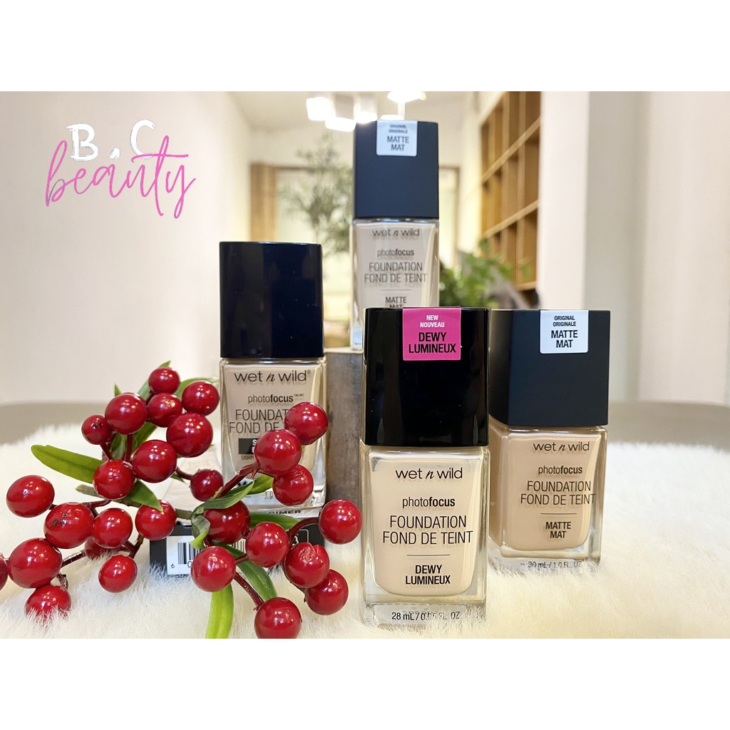 Kem nền Wet N Wild Photo Focus Foundation