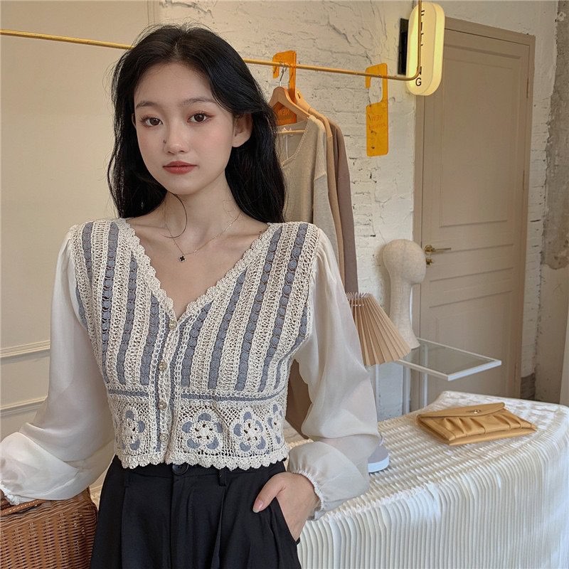 Áo croptop dài tay phối kiểu len đan vintage xinh