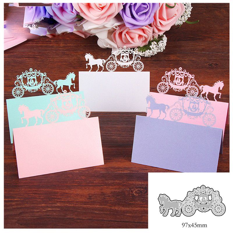 QQ Khuôn Cắt Giấy Kim Loại Hình Xe Ngựa Xinh Xắn