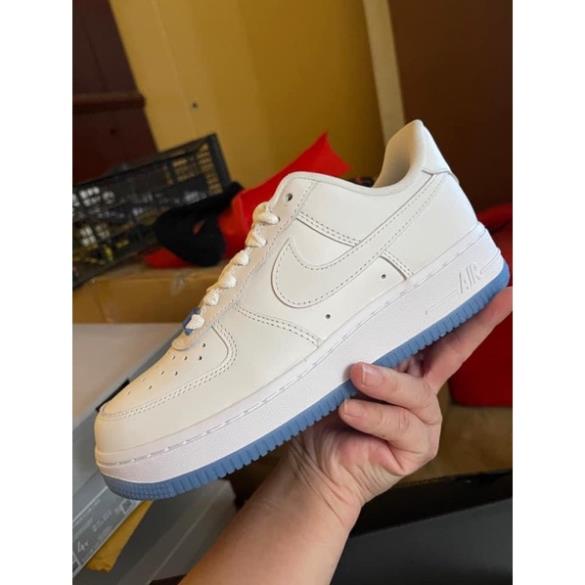 giày thể thao nike af1 đổi màu khi ra nắng phong cách cá tính | BigBuy360 - bigbuy360.vn