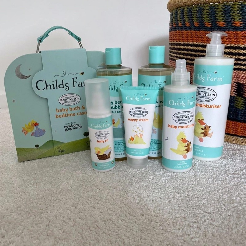 Gel tắm hữu cơ toàn thân cho bé Chids Farm các mùi hương lọ 250ml đậm đặc