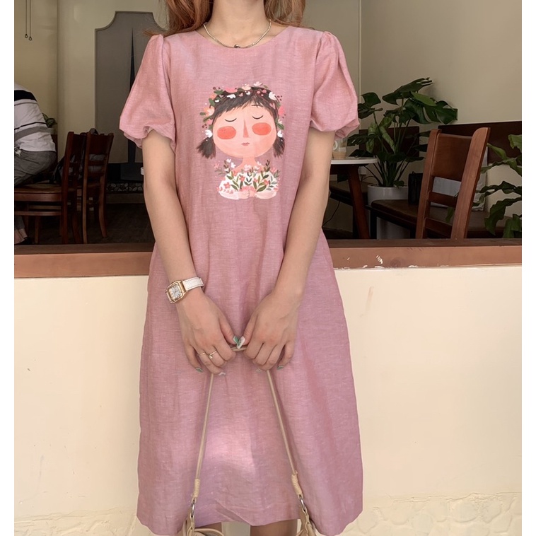 Đầm linen vẽ hình cô gái
