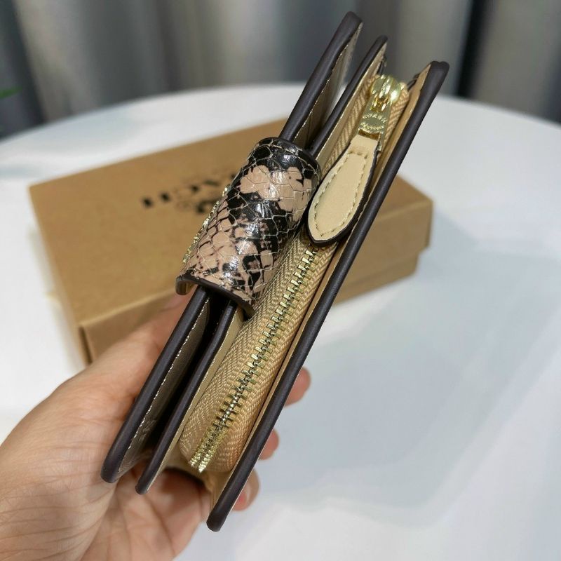 Ví C0ach ngắn Medium Corner Zip Wallet siêu cưng