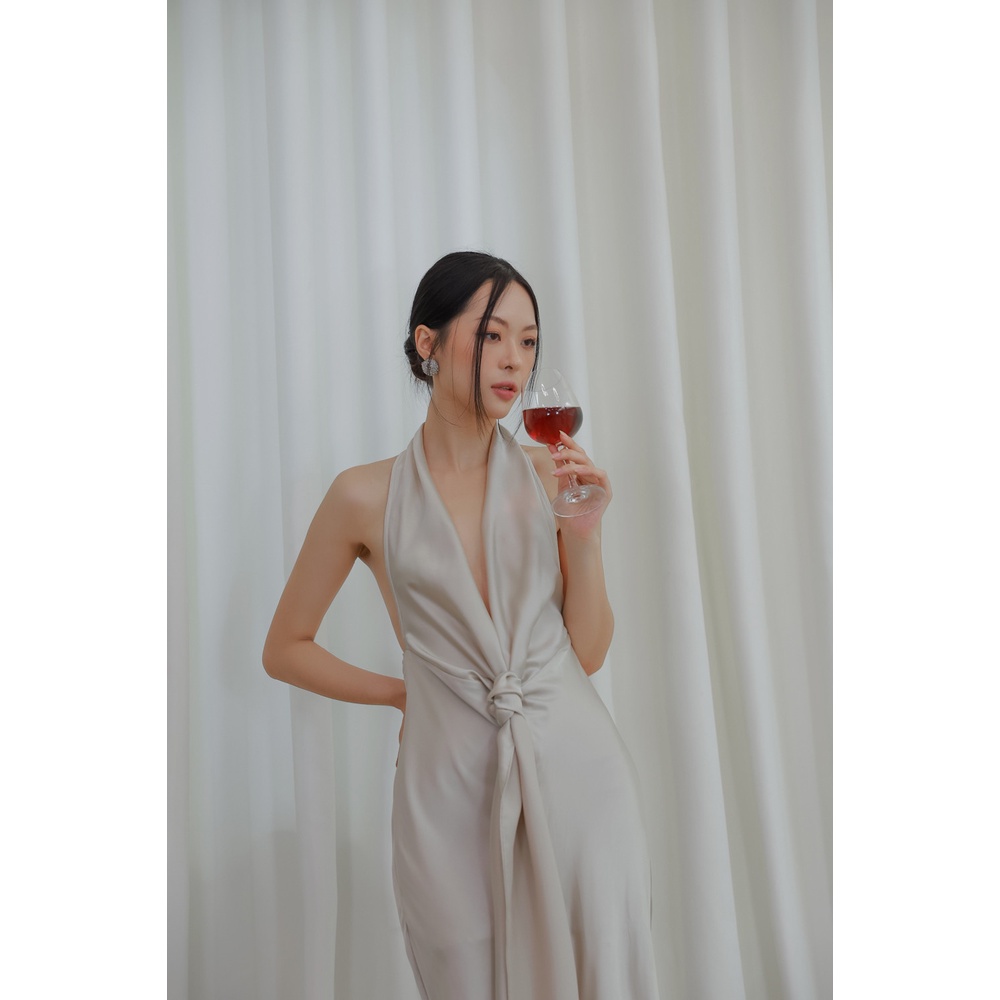 Đầm Lụa Lưng Đổ Cổ Gài Khuy - Thời trang nữ XIPI
