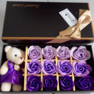 Hộp chữ nhật hoa hồng sáp