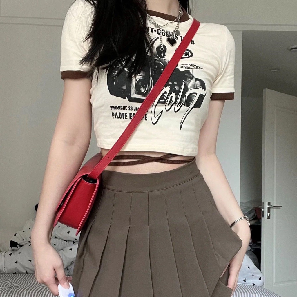 Set Áo Thun Tay Ngắn Hở Vai Phối Chân Váy Xếp Ly Màu Trơn Thời Trang Hè 2022 Xinh Xắn Cho Nữ