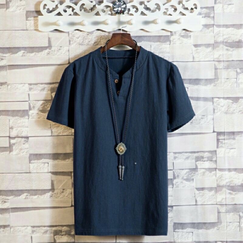 Áo chất liệu đũi cổ V mềm mát cho nam